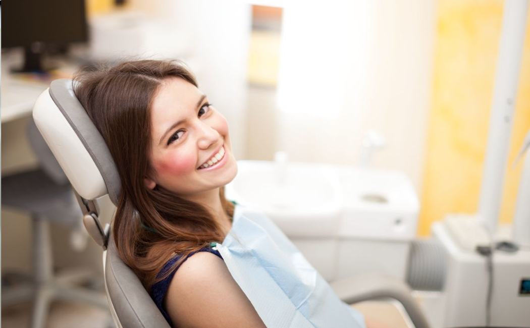 Porcelain Veneers and Lumineers